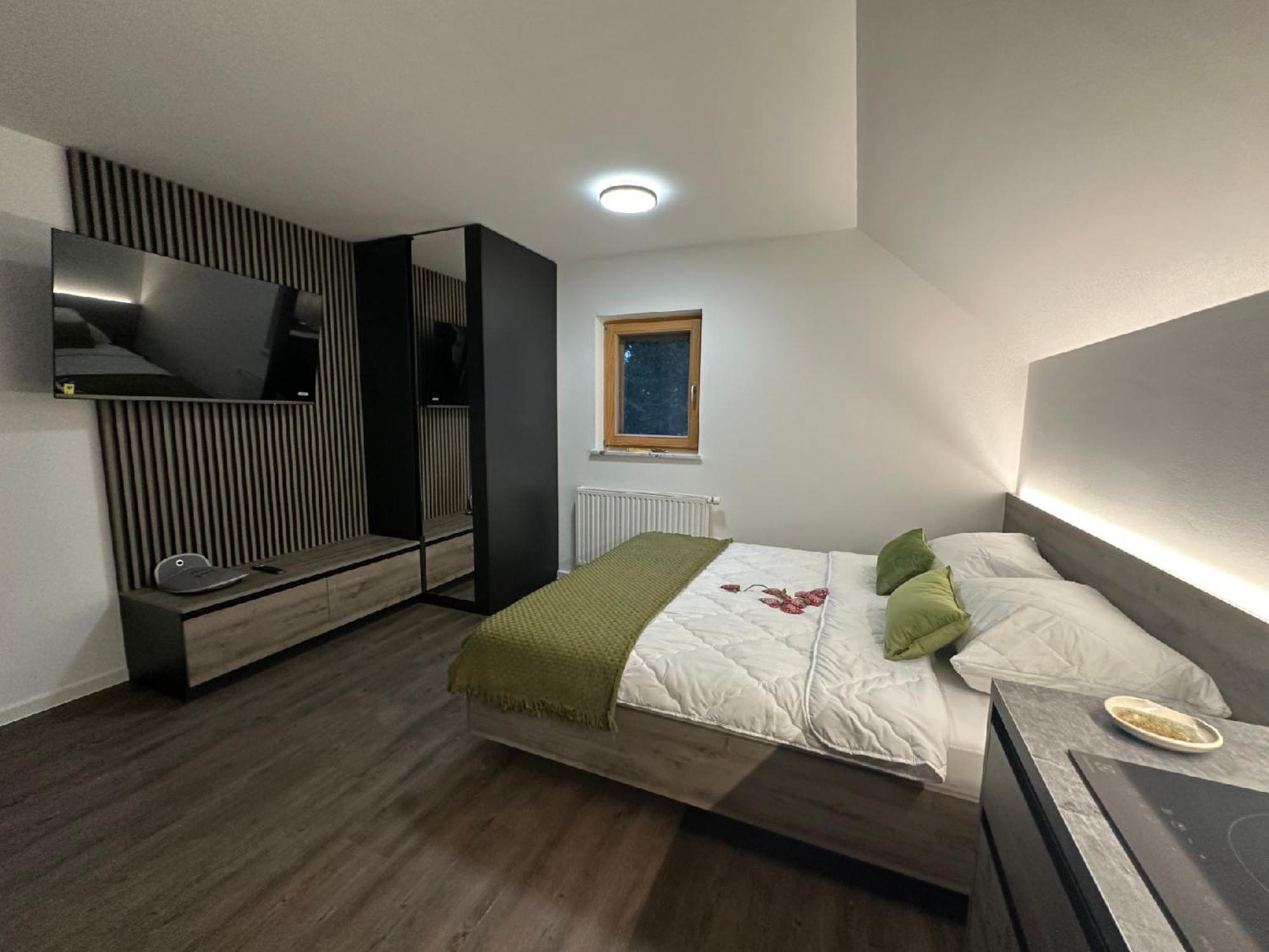 4 Elements Glamping & Apartments Блед Екстер'єр фото
